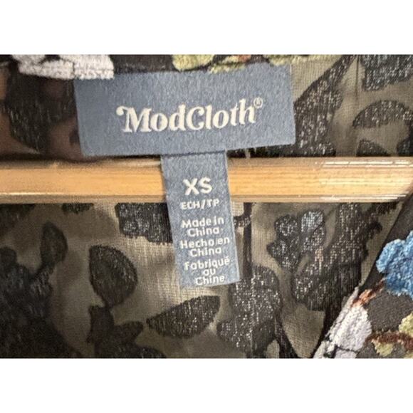 Modcloth Faux Wrap Dress Velvet XS Floral Black Burnout V Neck Knee Length New - Picture 14 of 16